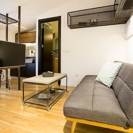 Apartamento Atomic 2 Belgrado Exterior foto